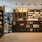 Comfort Hotel 4*