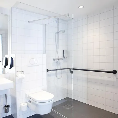 Ξενοδοχείο Comfort 4*