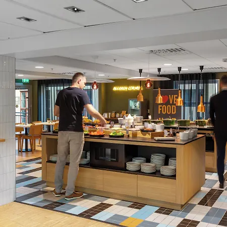 Ξενοδοχείο Comfort 4*