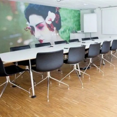 Ξενοδοχείο Comfort 4*