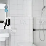 Comfort Hotel 4*