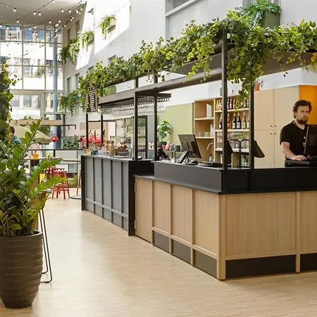 Comfort Hotel 4*